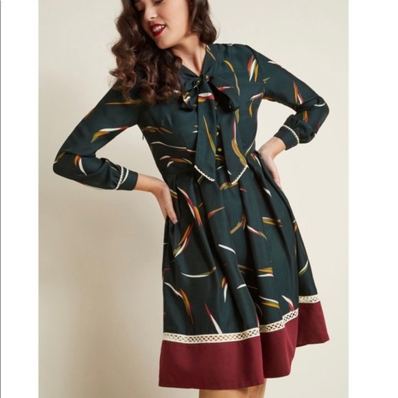 Modcloth Dresses & Skirts - Modcloth Miss Patina Profesh Refresh Dress